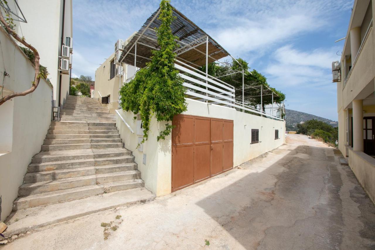 Apartament La Casa Di Nonno Milna  Zewnętrze zdjęcie